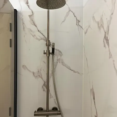 Appartement Bd - Modern En Gezellig - En Winkels Vlakbij Coxyde