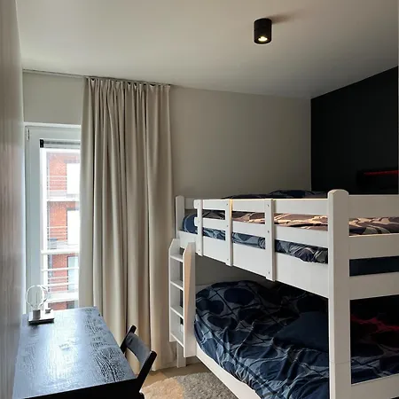 Bd - Modern En Gezellig - En Winkels Vlakbij Koksijde