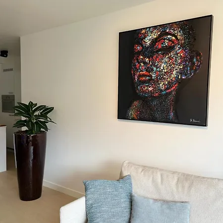 Bd - Modern En Gezellig - En Winkels Vlakbij Apartment *